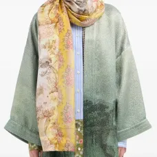 Шарф с цветочным узором