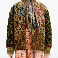 Шарф из шелка с абстрактным узором