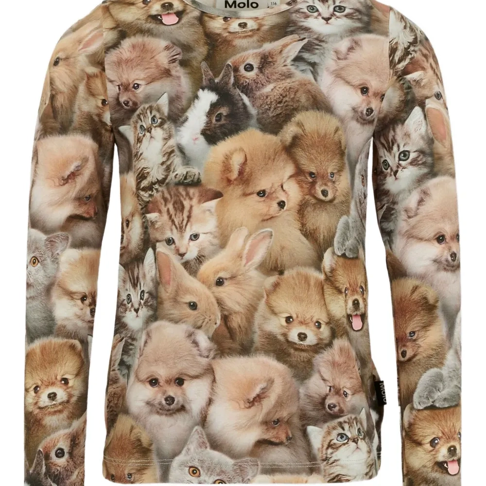 Футболка с длинными рукавами и анималистичным принтом