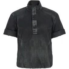 Джинсовая рубашка с высоким воротником