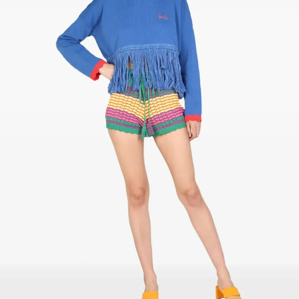 Свитер с бахромой