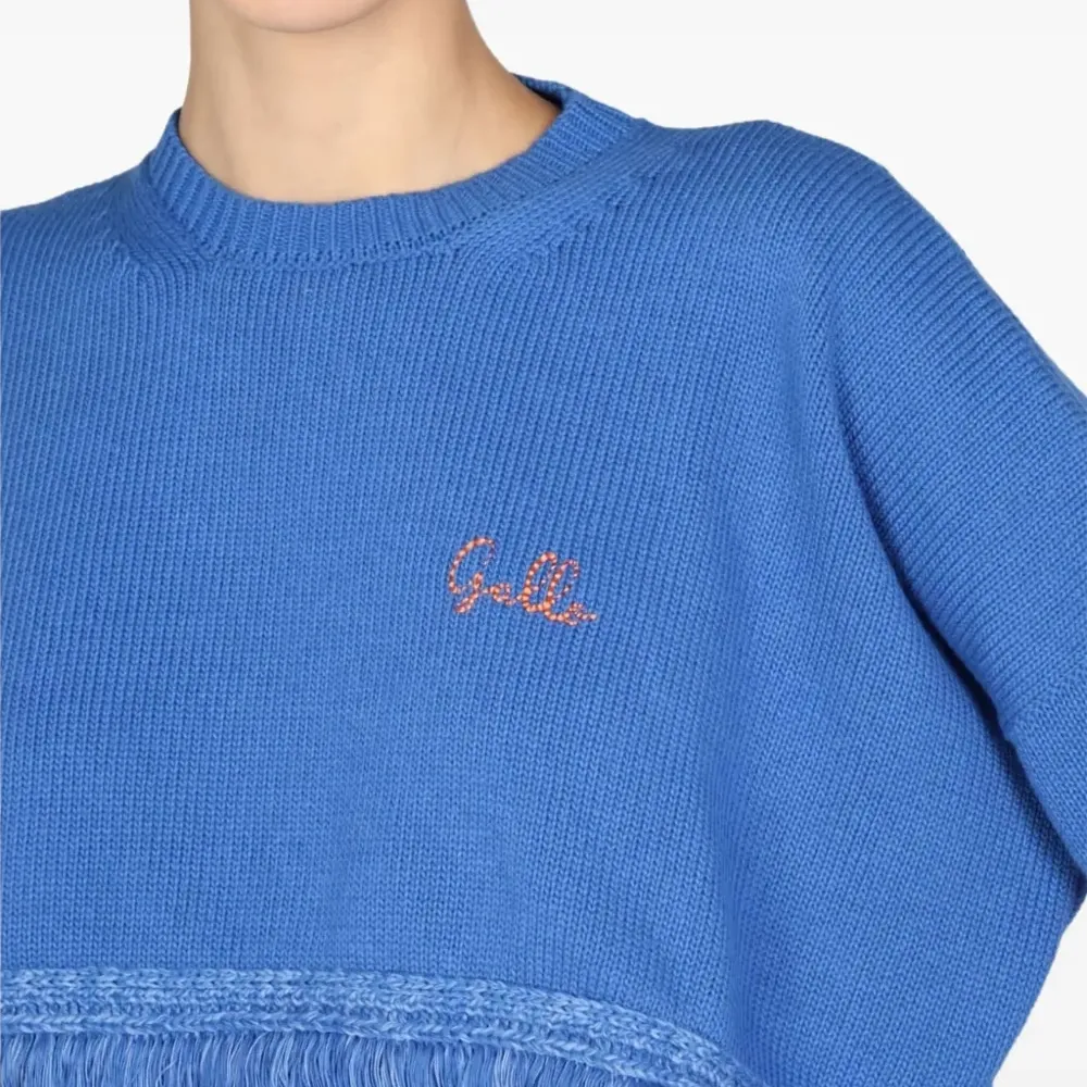 Свитер с бахромой