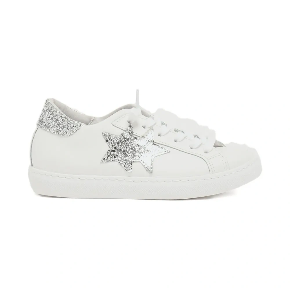 Кроссовки с блестками