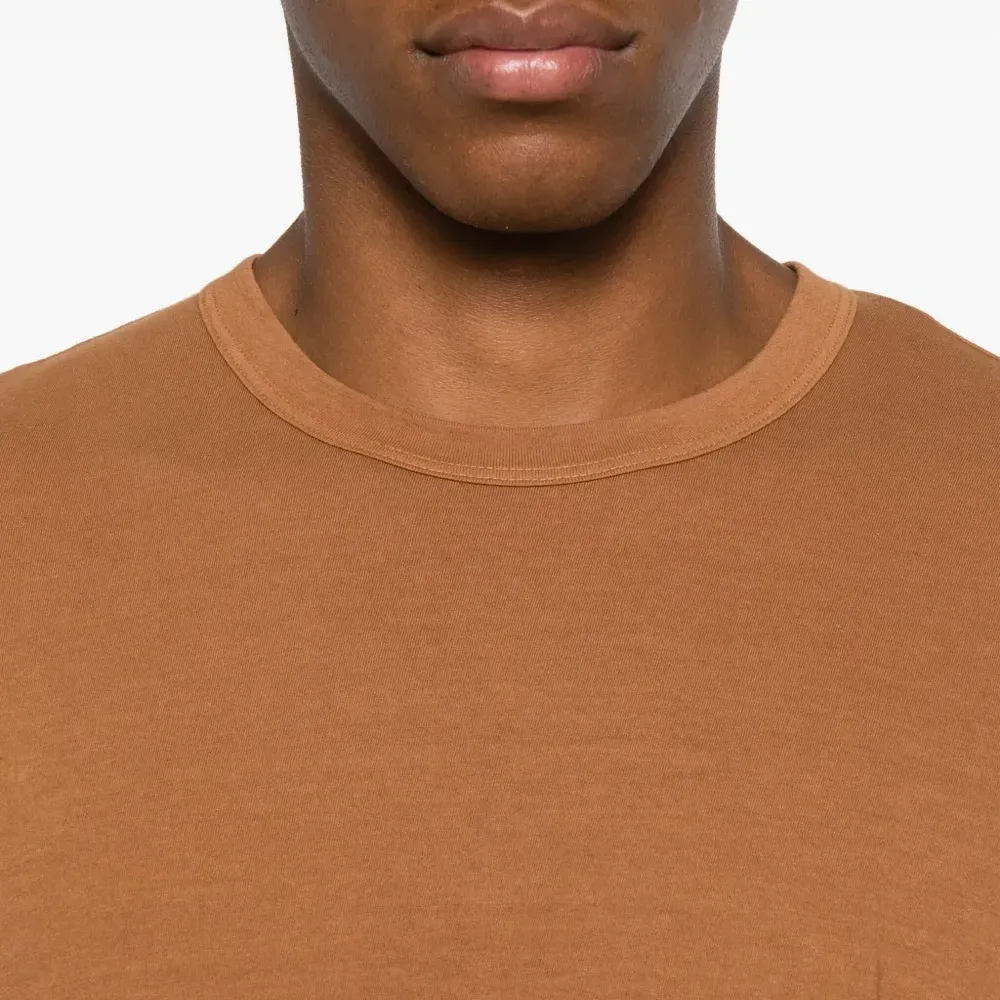 Футболка с круглым вырезом