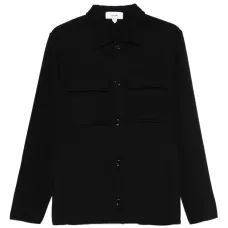 Куртка с накладными карманами