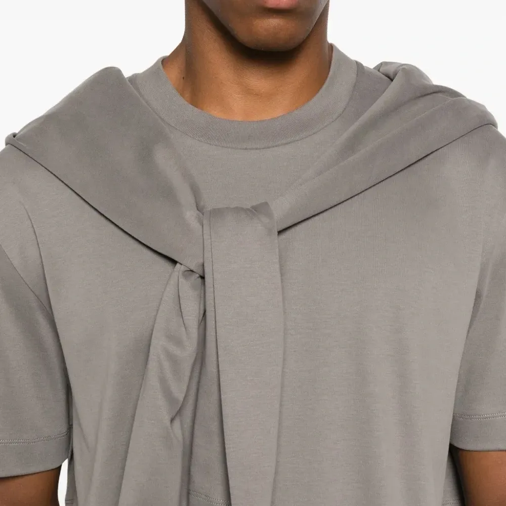 Футболка с круглым вырезом