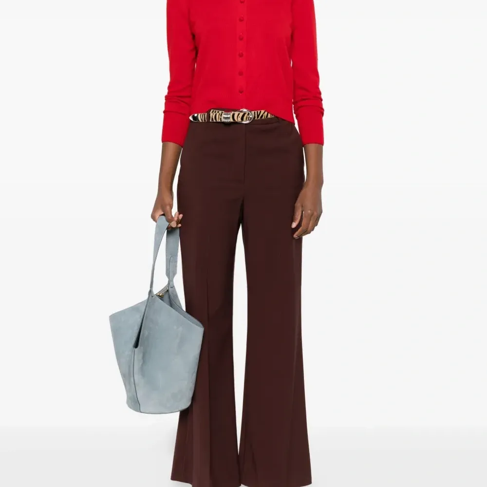 Кардиган на пуговицах