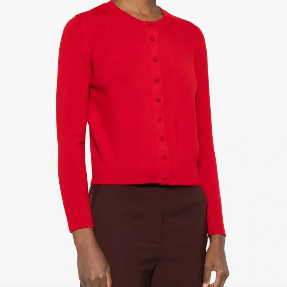 Кардиган на пуговицах