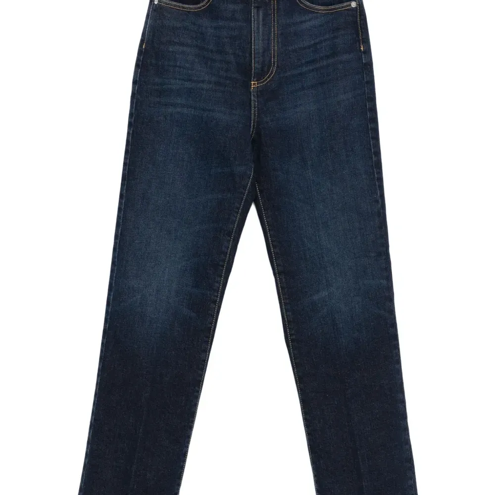 Джинсы с пятью карманами