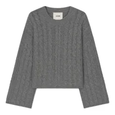 Свитер фактурной вязки