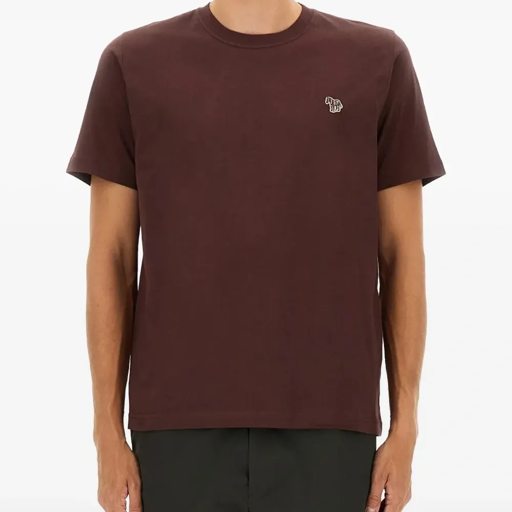 Футболка с логотипом