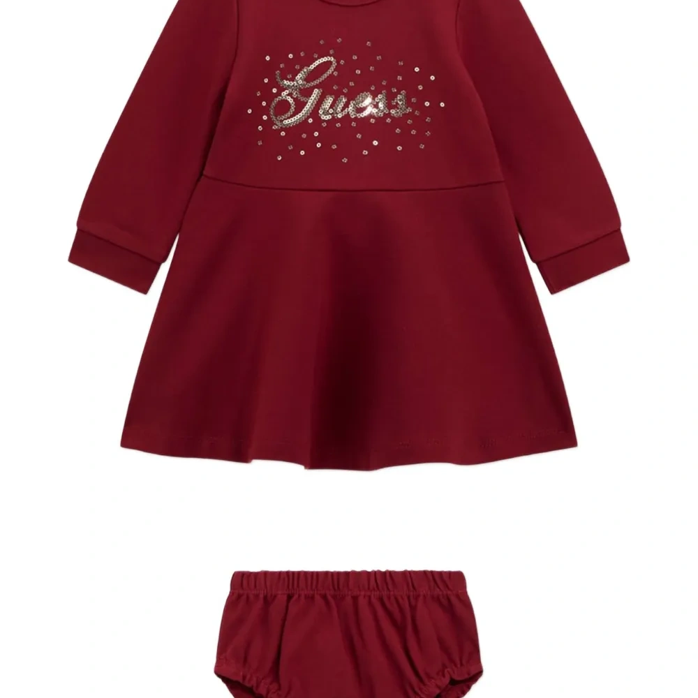 Платье с отделкой в виде логотипа