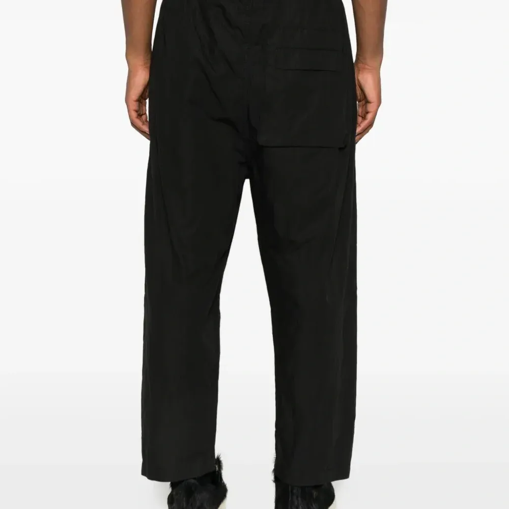 Брюки на эластичном поясе