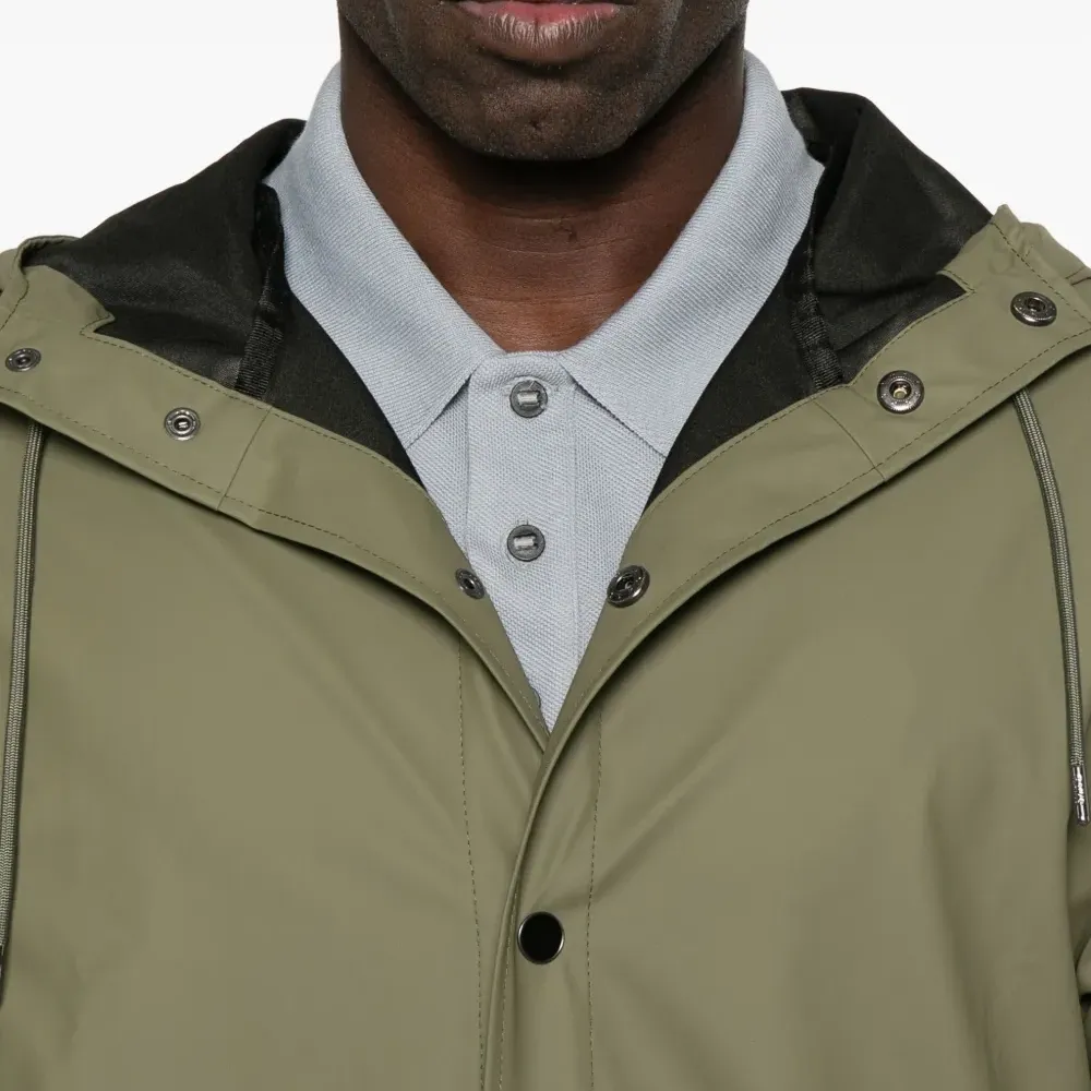 Пальто с капюшоном на пуговицах