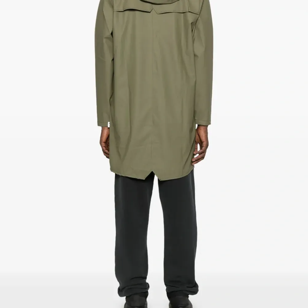 Пальто с капюшоном на пуговицах