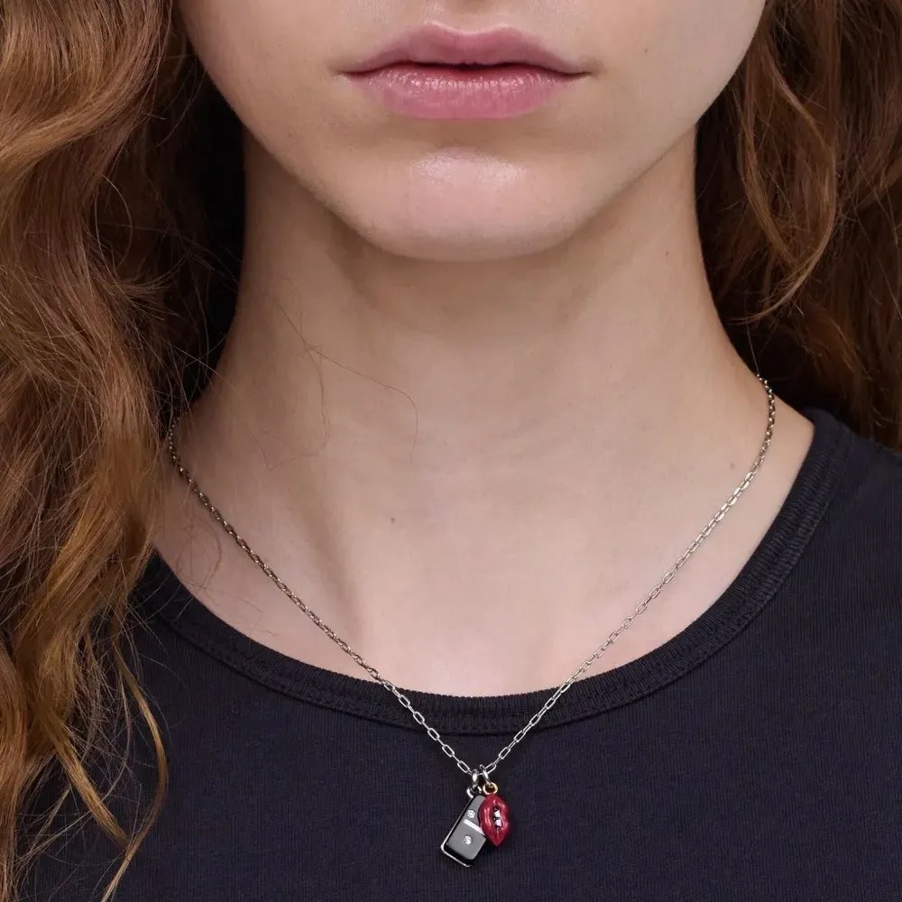 Колье с подвеской