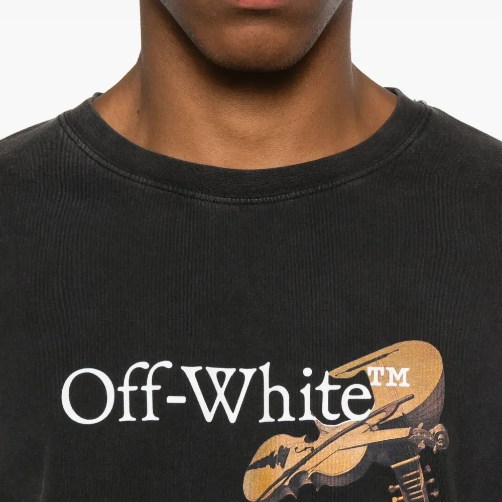 Футболка с графичным принтом и логотипом