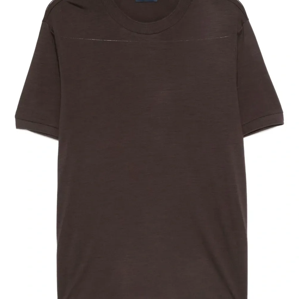 Футболка с короткими рукавами