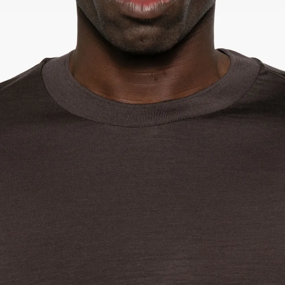 Футболка с короткими рукавами