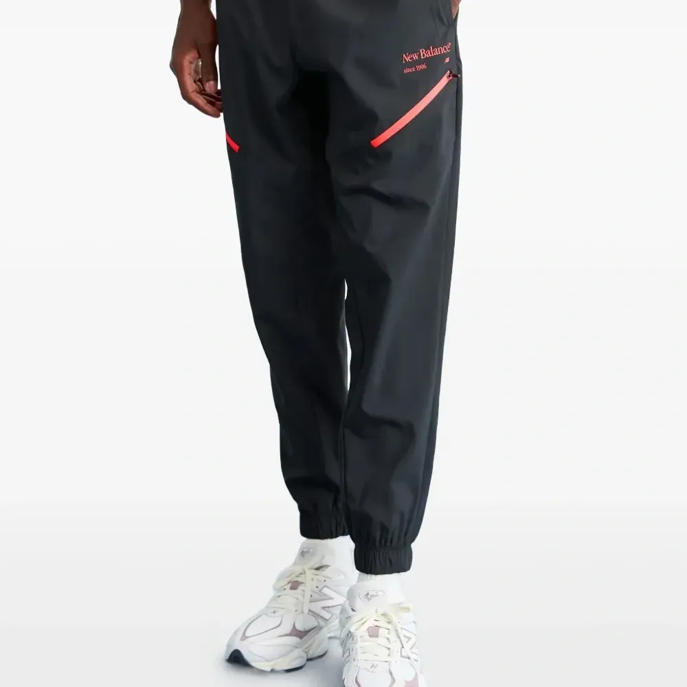 Переосмысленные плетёные спортивные брюки