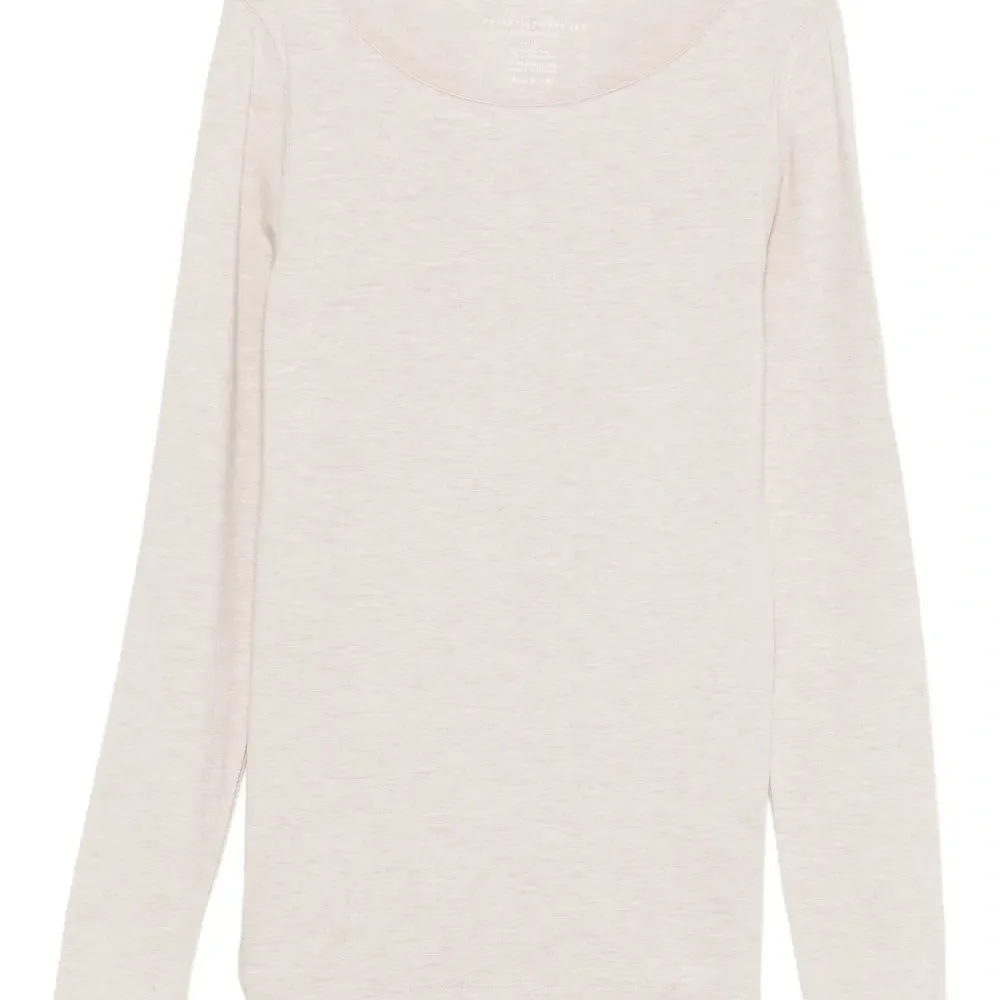 Топ с длинными рукавами и вырезом "лодочка"