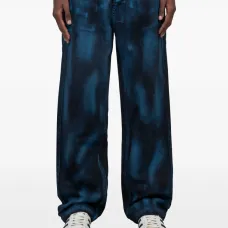 Джинсы с эффектом брызг краски Джинсы с эффектом брызг краски