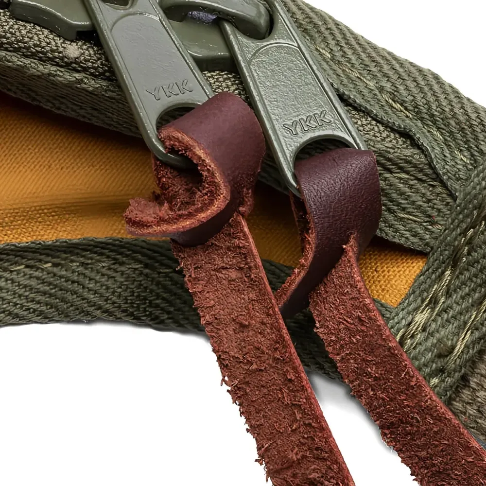 Поясная сумка с пряжкой