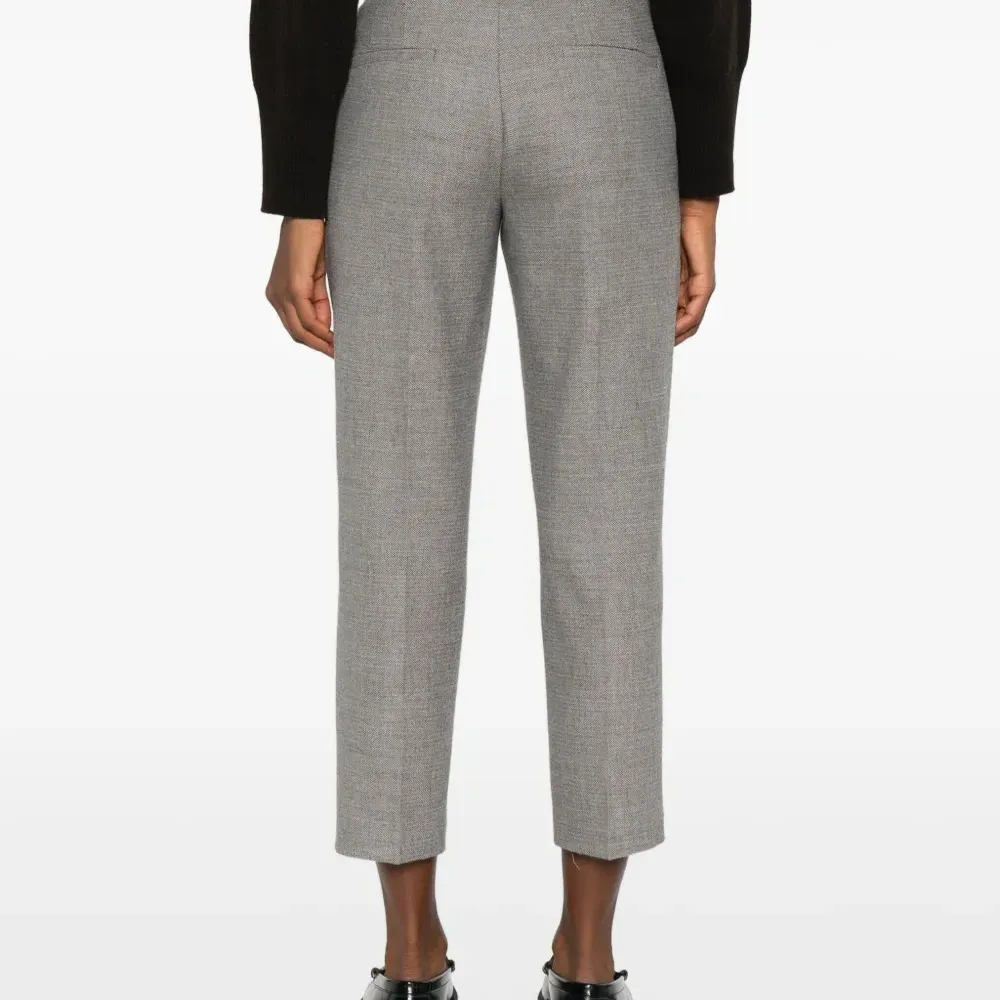 Брюки с узором в елочку