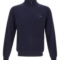 Свитер с воротником на молнии