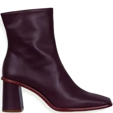 Сапоги с квадратным носком