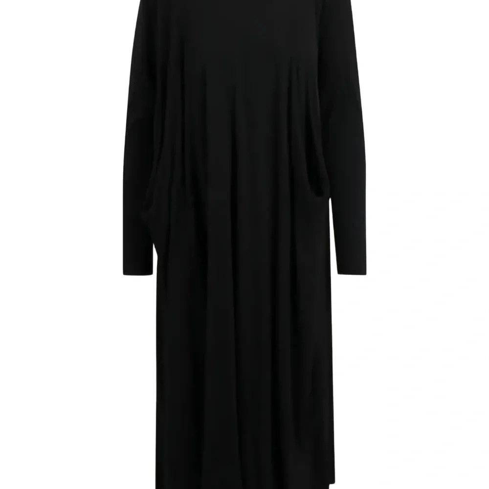 Платье с плиссировкой