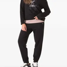 Толстовка с открытыми плечами Толстовка с открытыми плечами