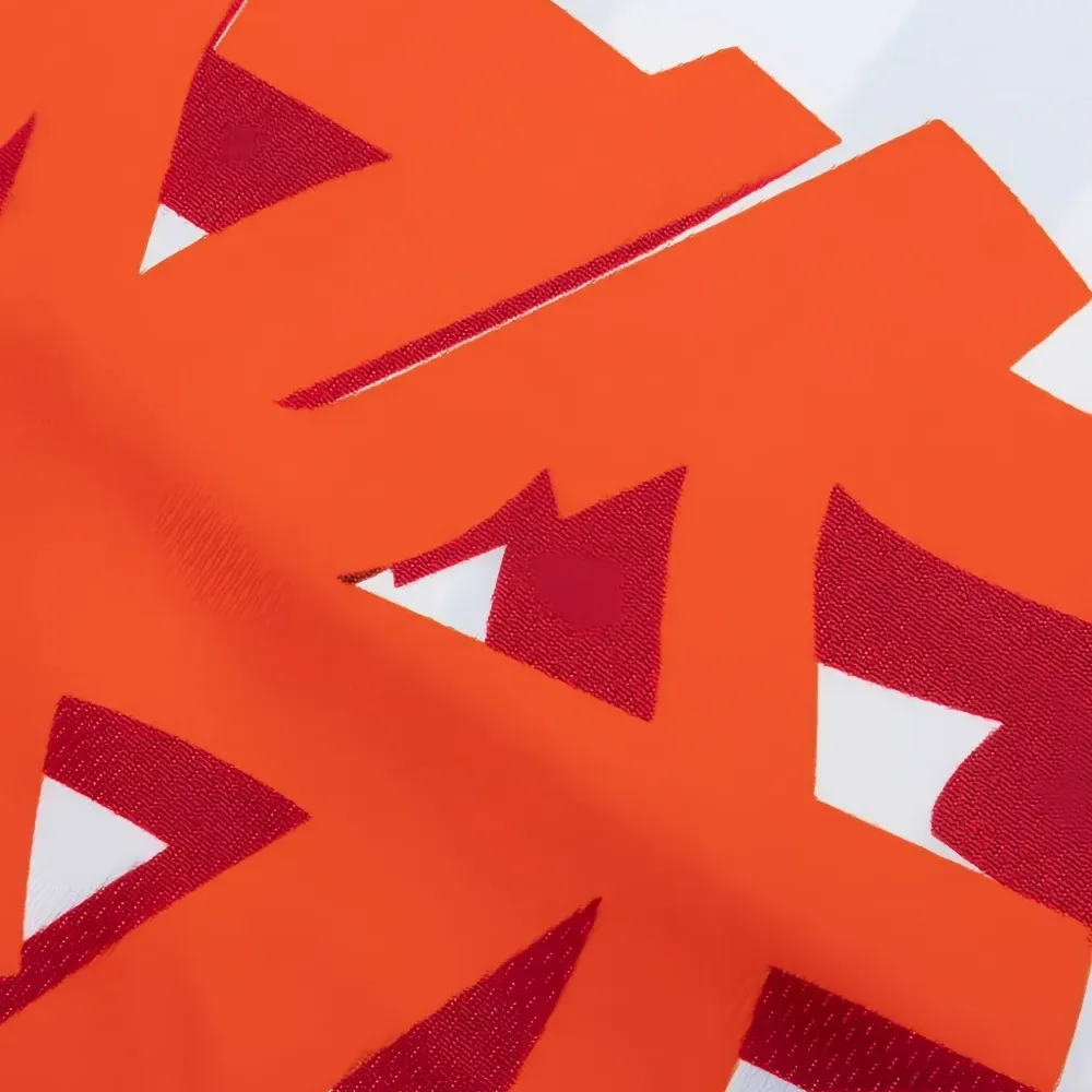 Футболка в полоску