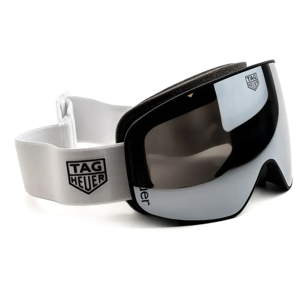 Лыжная маска с зеркальными линзами