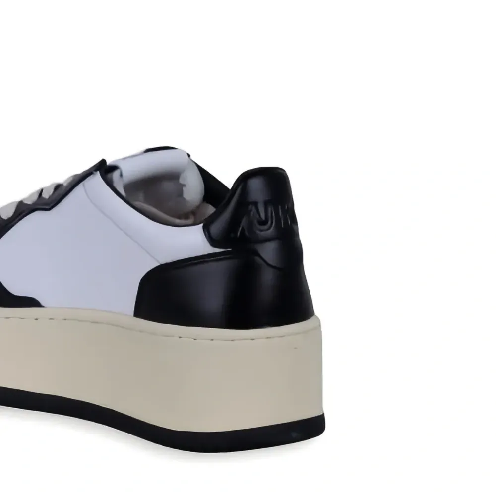 Кроссовки на платформе