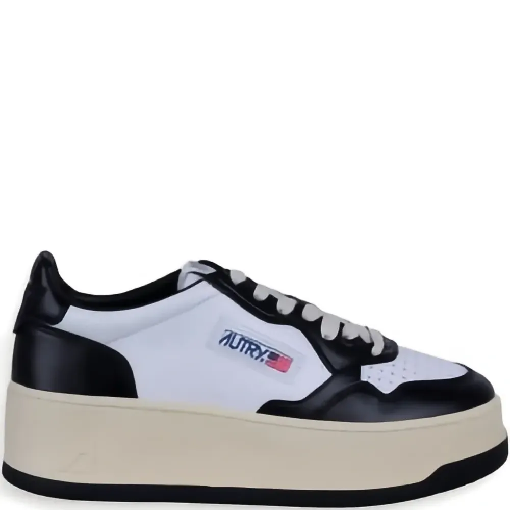 Кроссовки на платформе