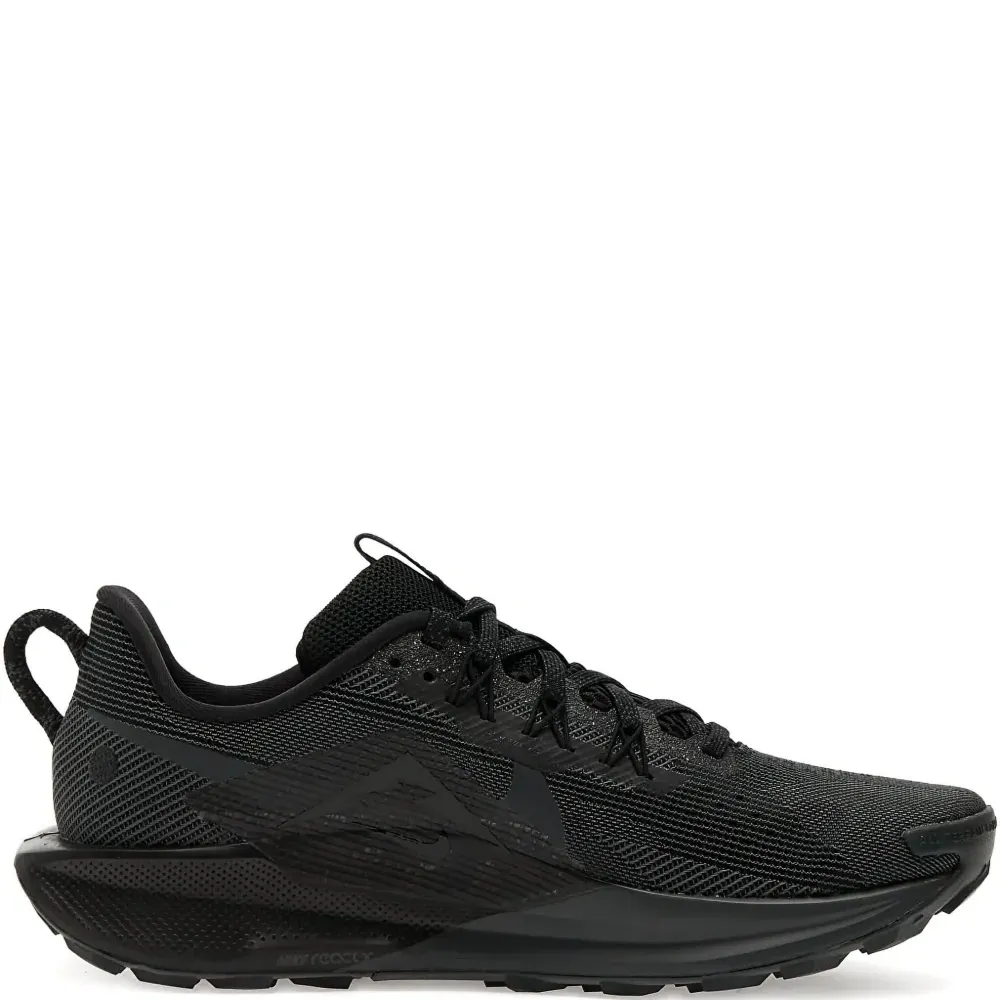 Кроссовки Pegasus с логотипом