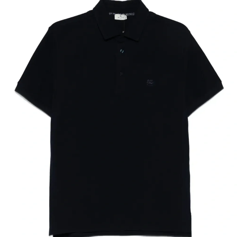 Поло с вышитым логотипом