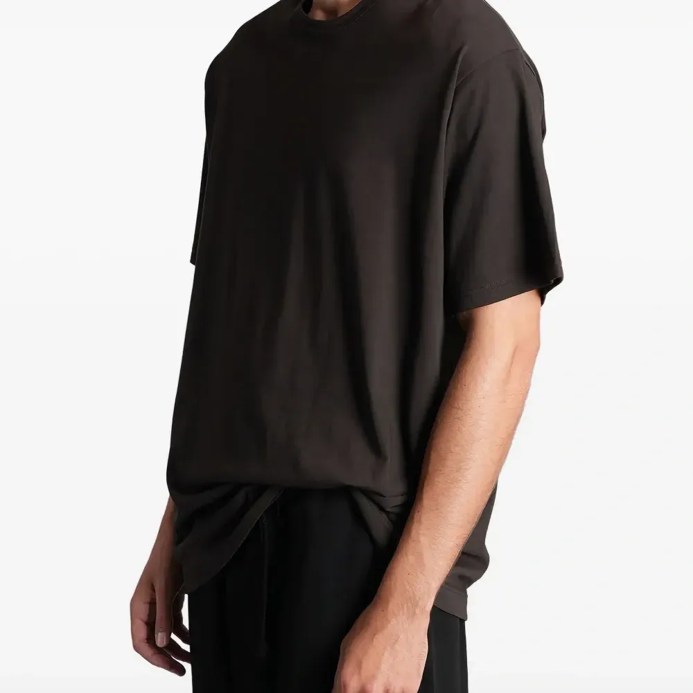 Футболка с круглым вырезом