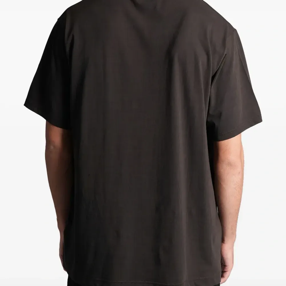 Футболка с круглым вырезом