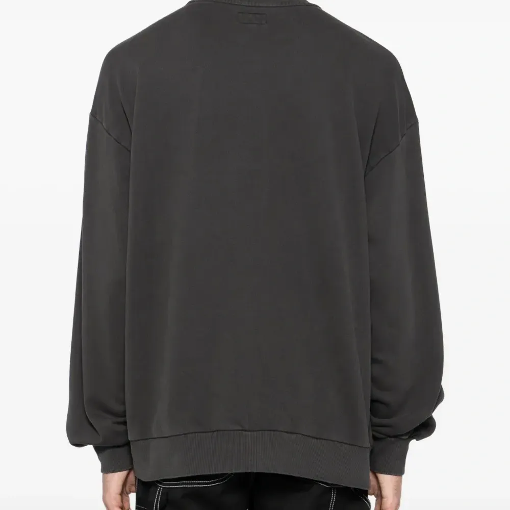 Толстовка с графичным принтом