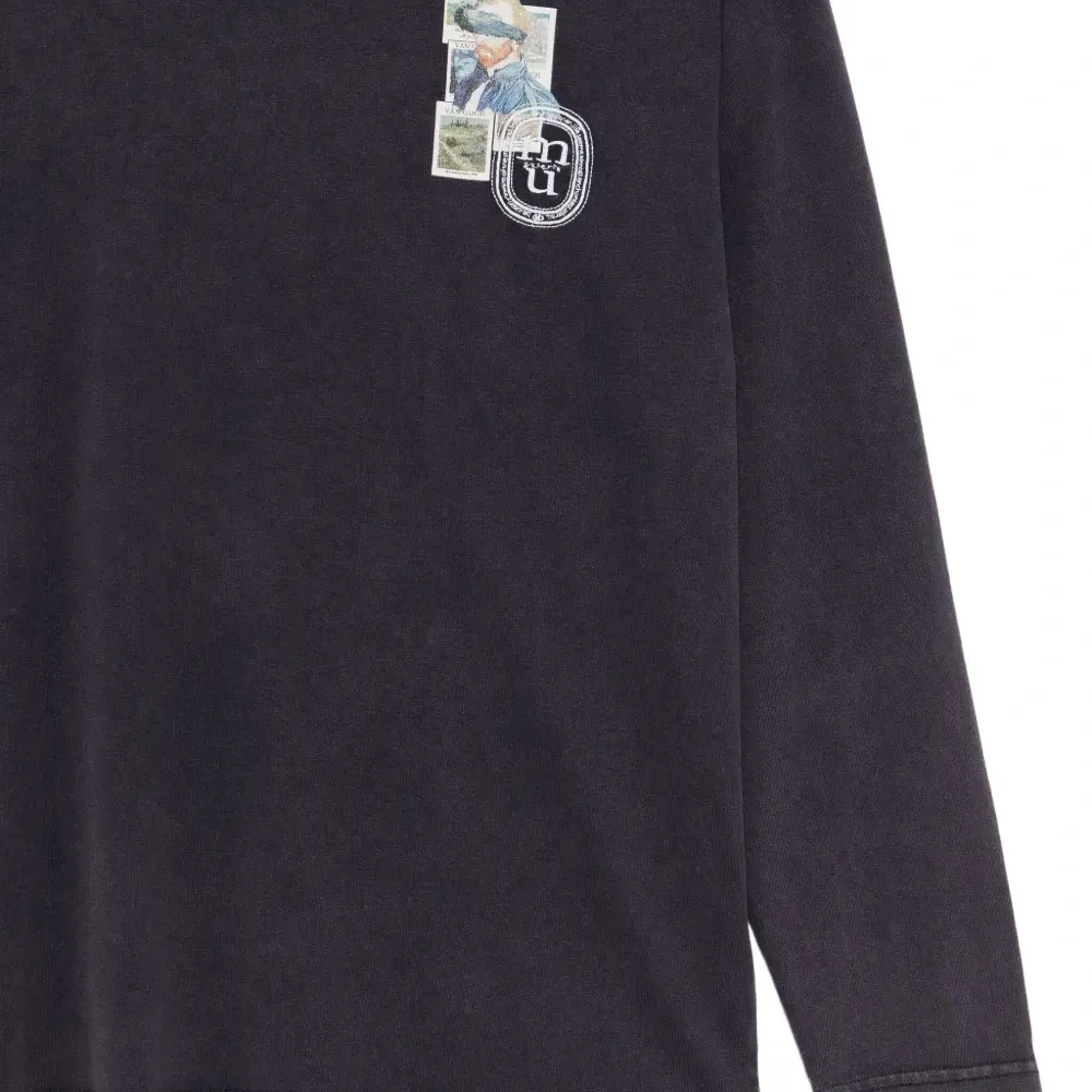 Футболка с вышитым логотипом Футболка с вышитым логотипом