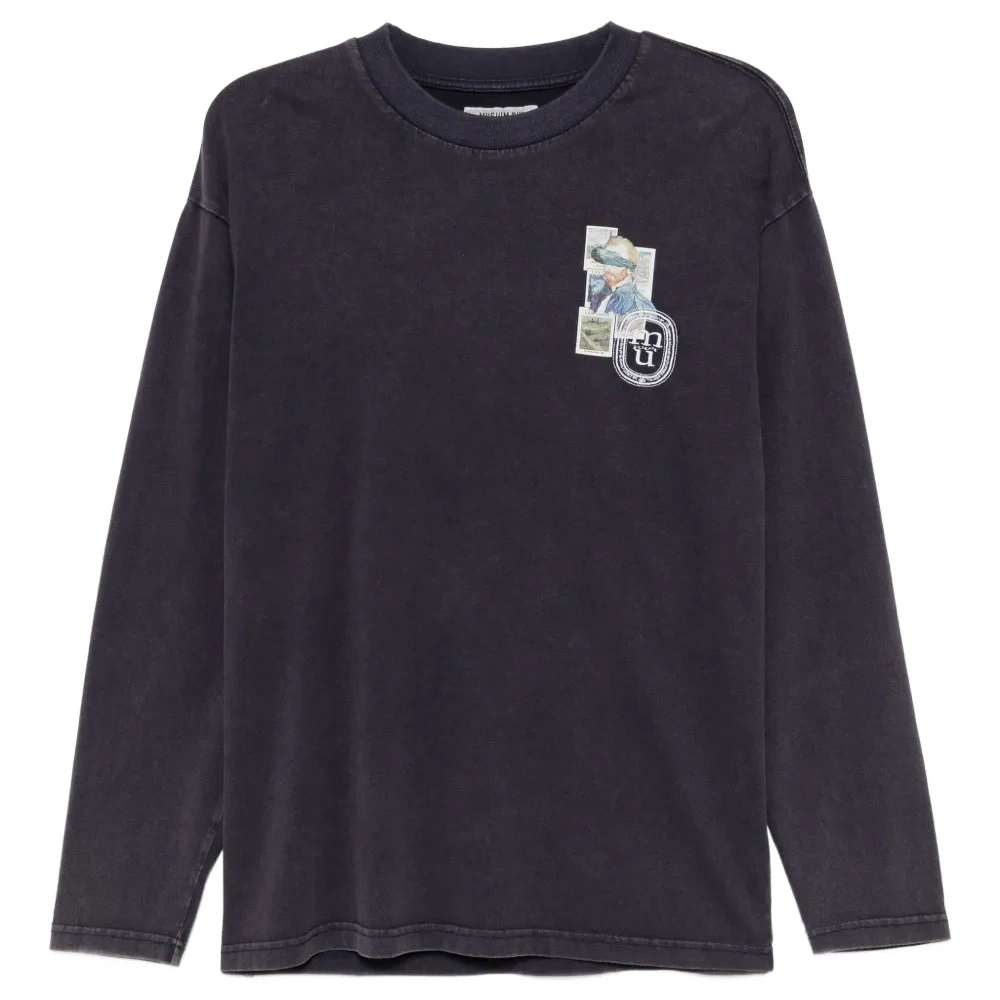 Футболка с вышитым логотипом