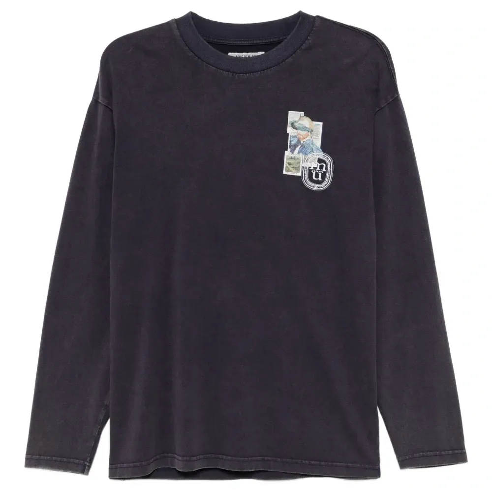 Футболка с вышитым логотипом Футболка с вышитым логотипом