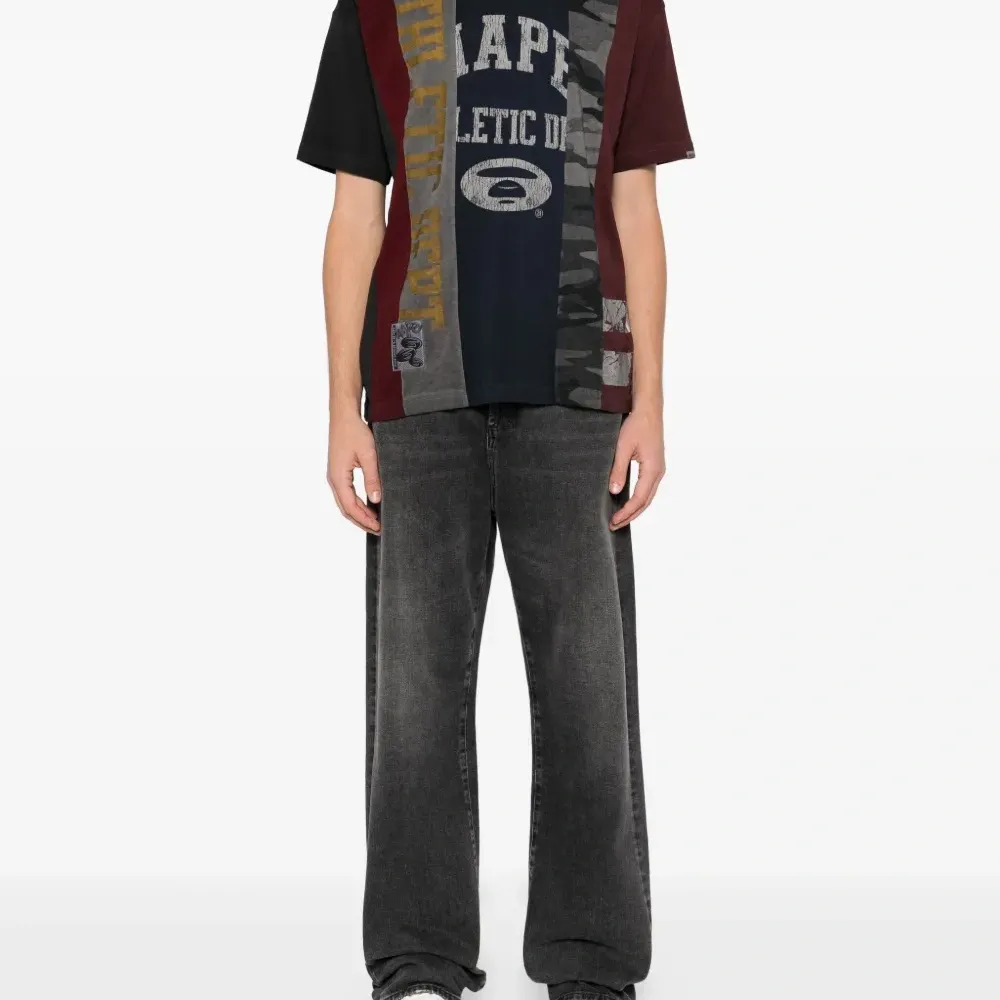 Футболка с логотипом