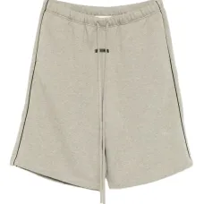 Шорты с вышитым логотипом