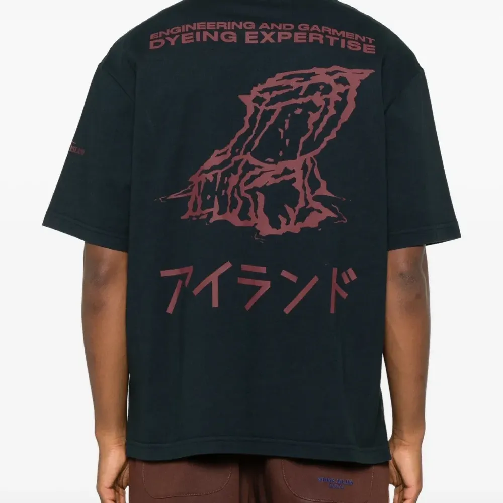 Футболка с графическим принтом