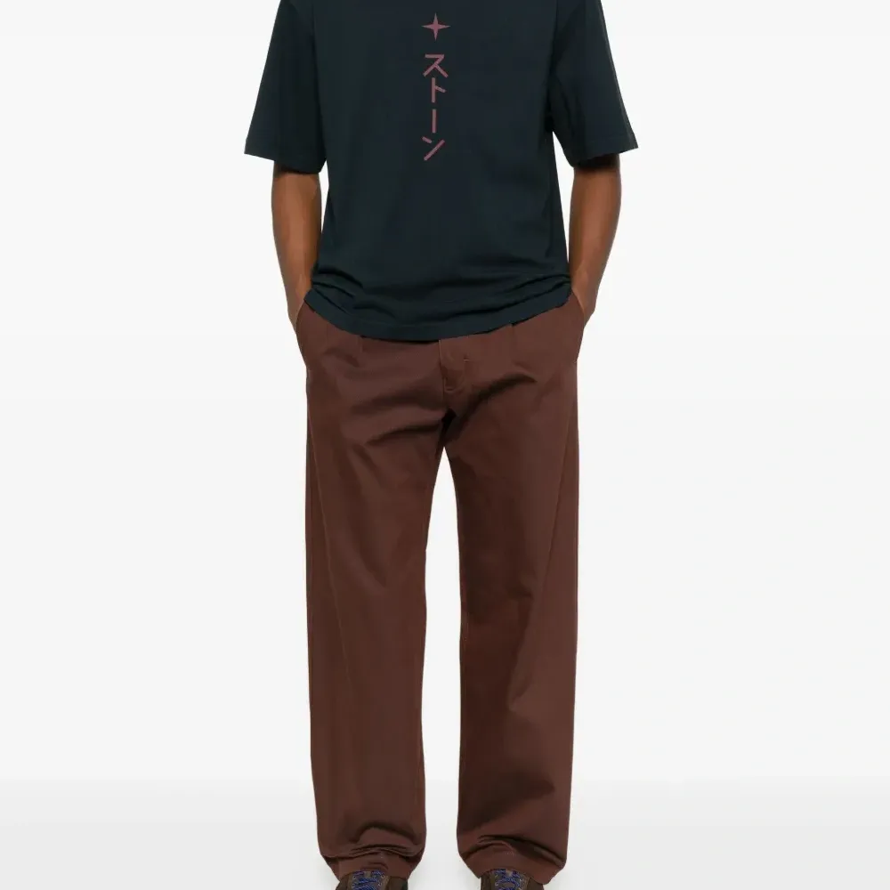 Футболка с графическим принтом