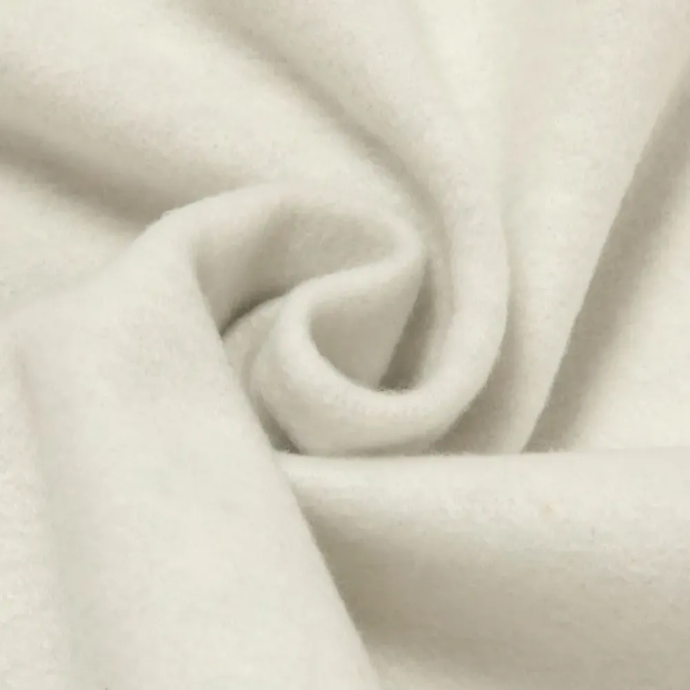 Толстовка с вышивкой