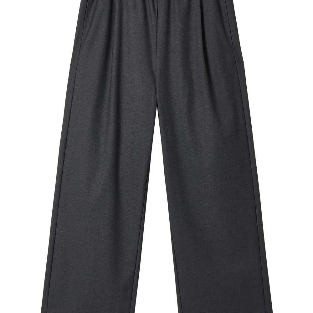 Брюки со складками